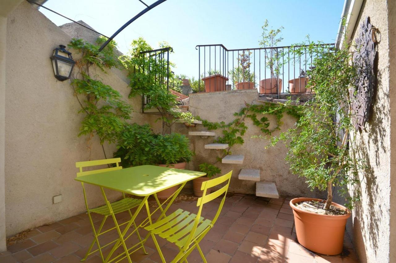 Terrasses Du Chateau Le Barroux Bagian luar foto